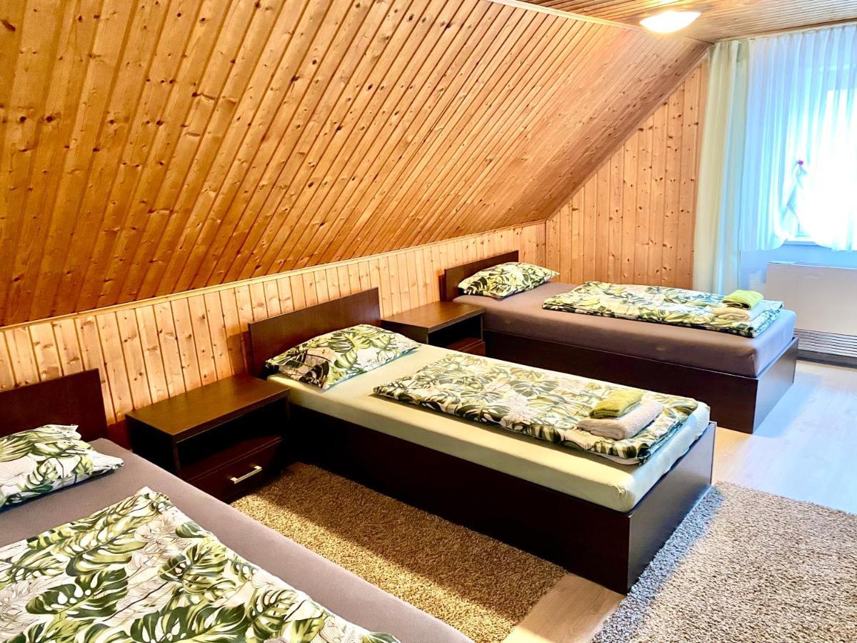 Riedwirtshaus Motel นอย-อุล์ม ภายนอก รูปภาพ