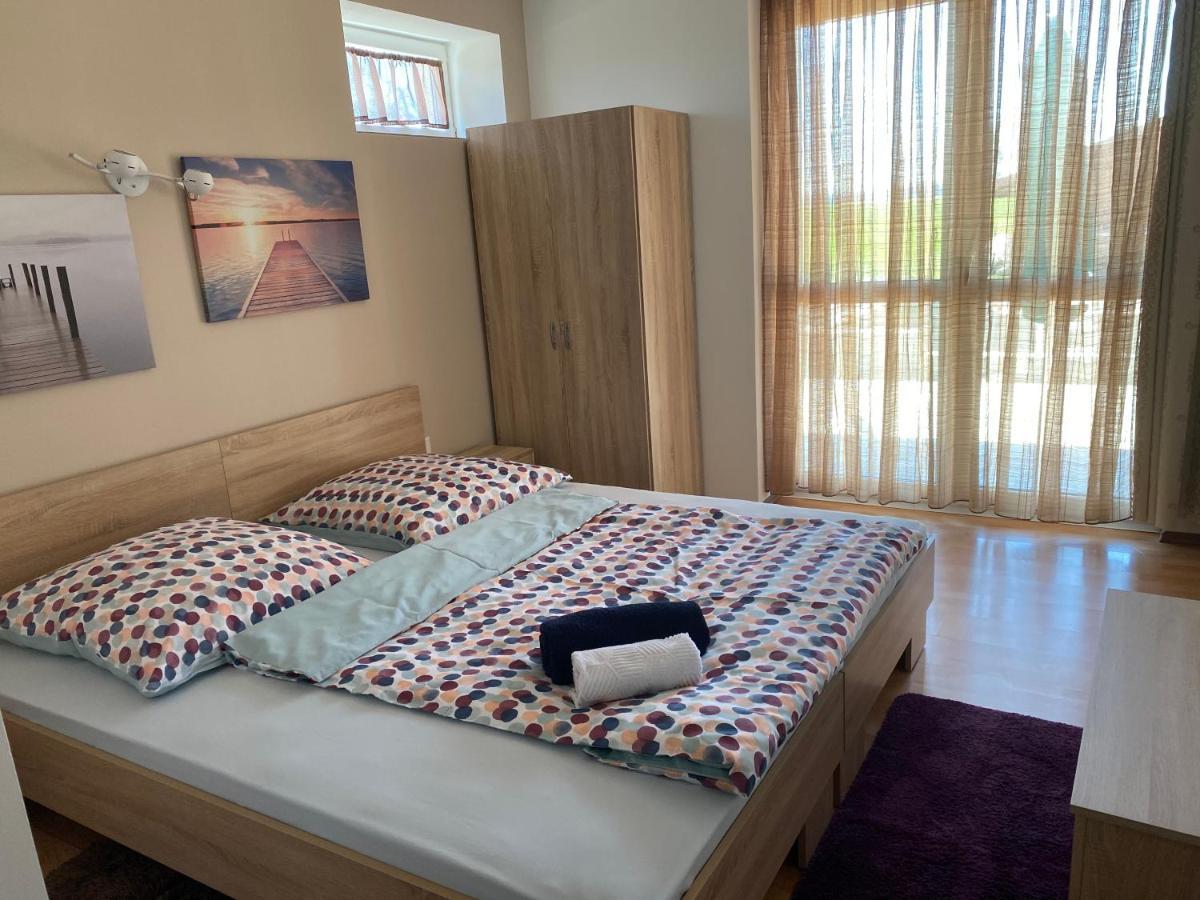 Riedwirtshaus Motel นอย-อุล์ม ภายนอก รูปภาพ