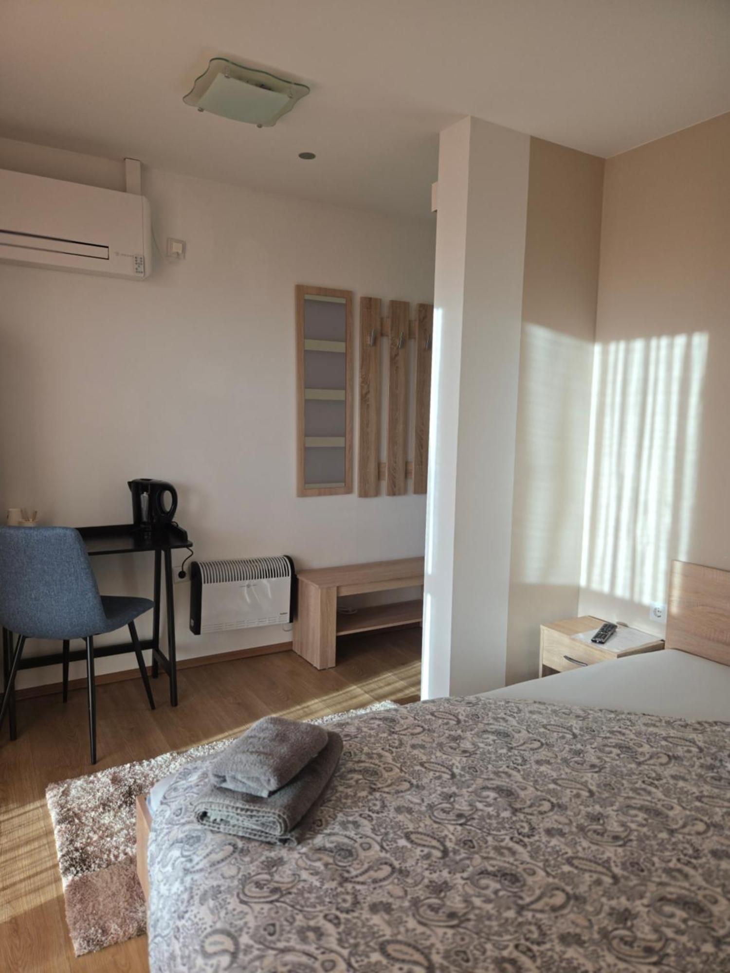 Riedwirtshaus Motel นอย-อุล์ม ภายนอก รูปภาพ